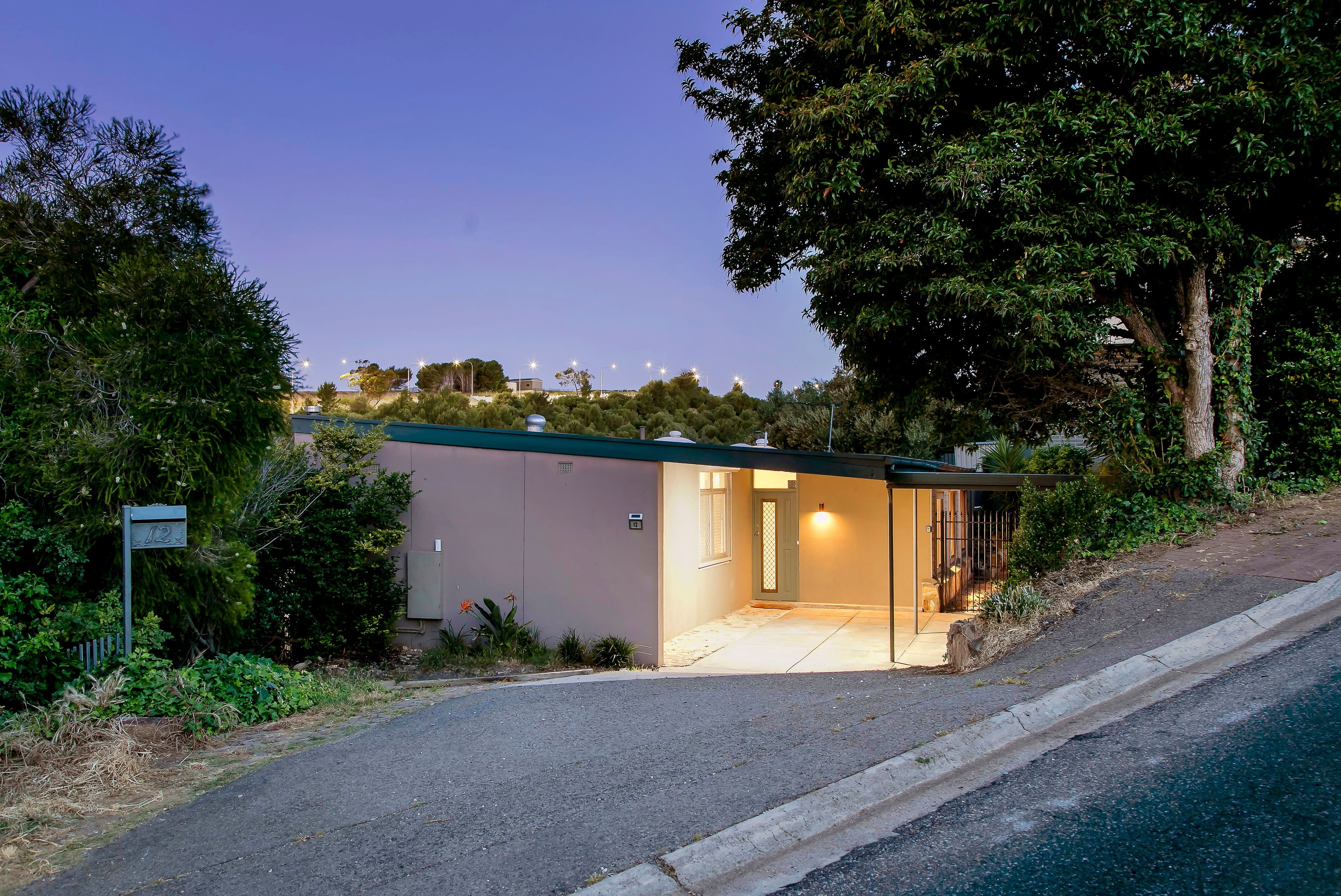 12 Arthur Street, Darlington SA 5047, Darlington - Thumbnail 3