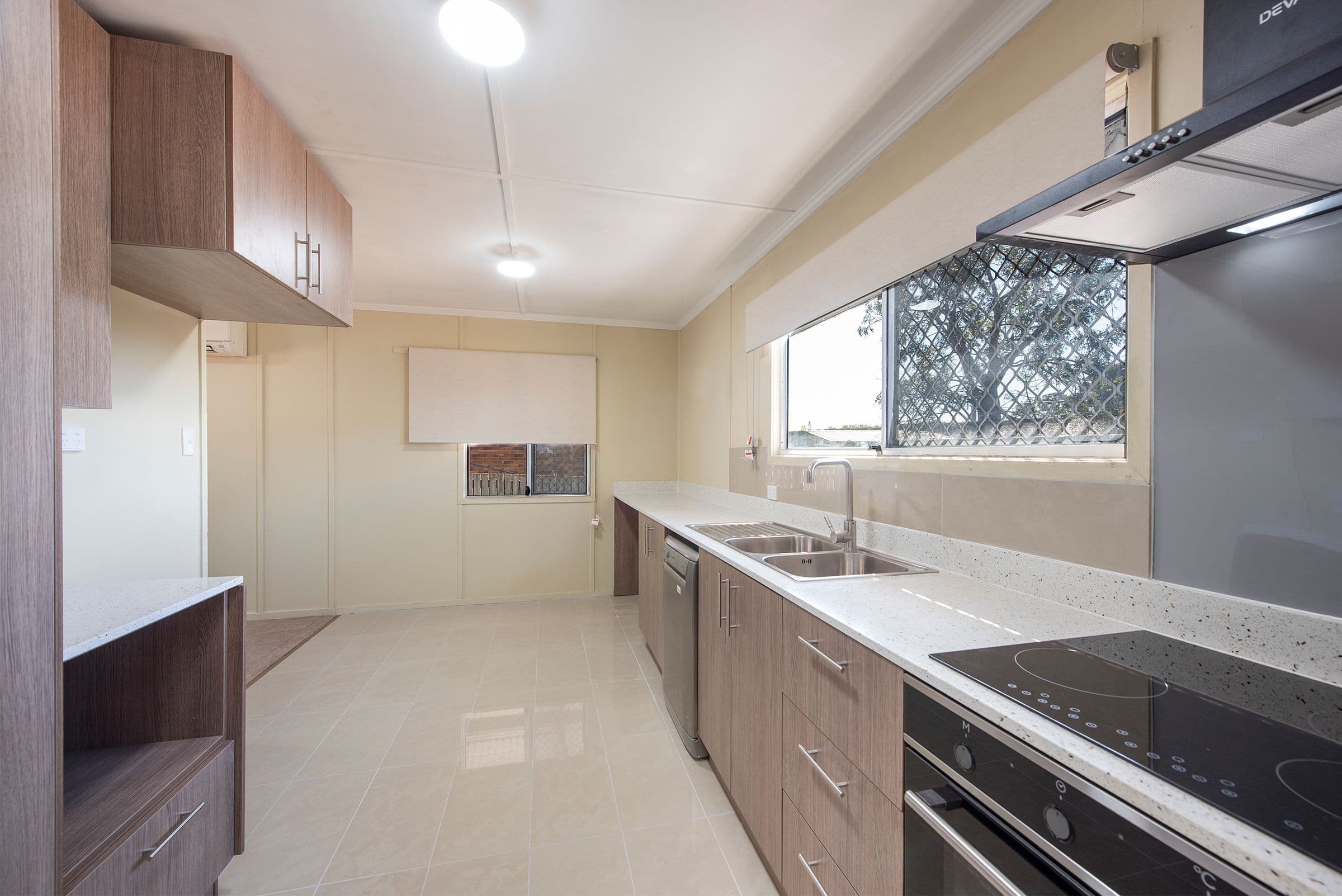 26 Jacaranda Avenue, Logan Central QLD 4114, Logan Central - Thumbnail 3