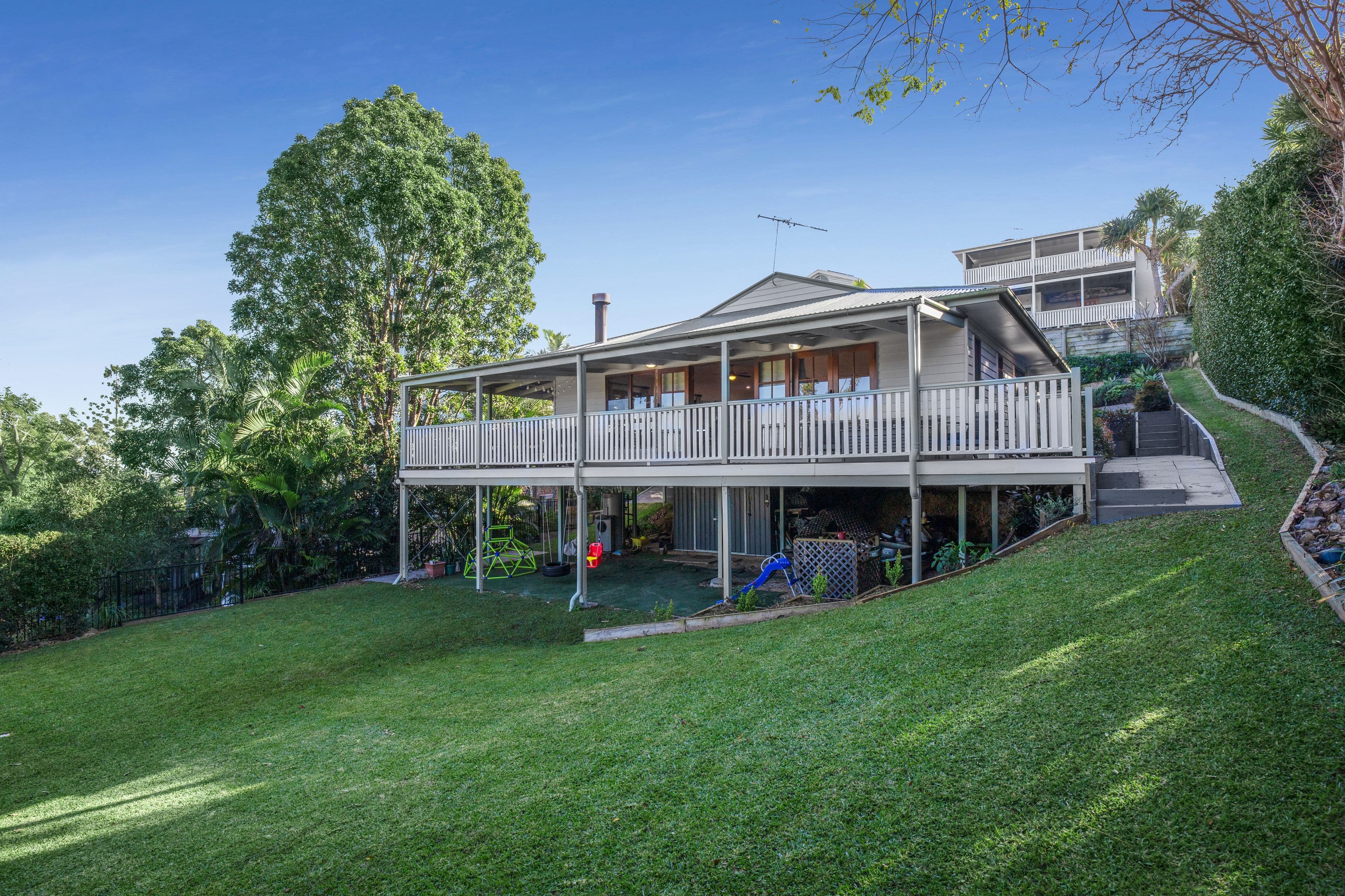 16 Alderley Avenue, Alderley QLD 4051, Alderley - Thumbnail 3