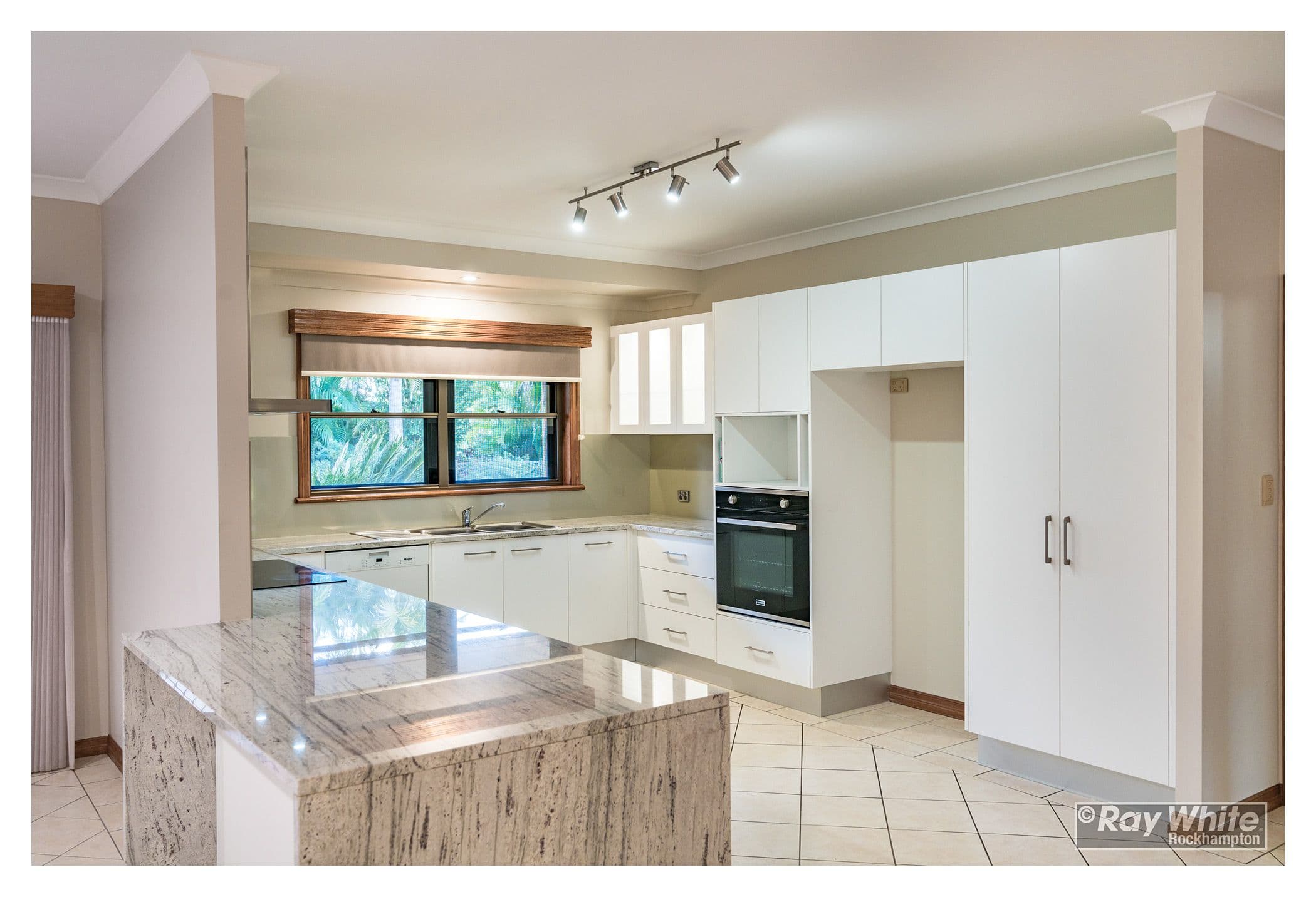13 Emmerson Drive, Glenlee QLD 4711, Glenlee - Thumbnail 8