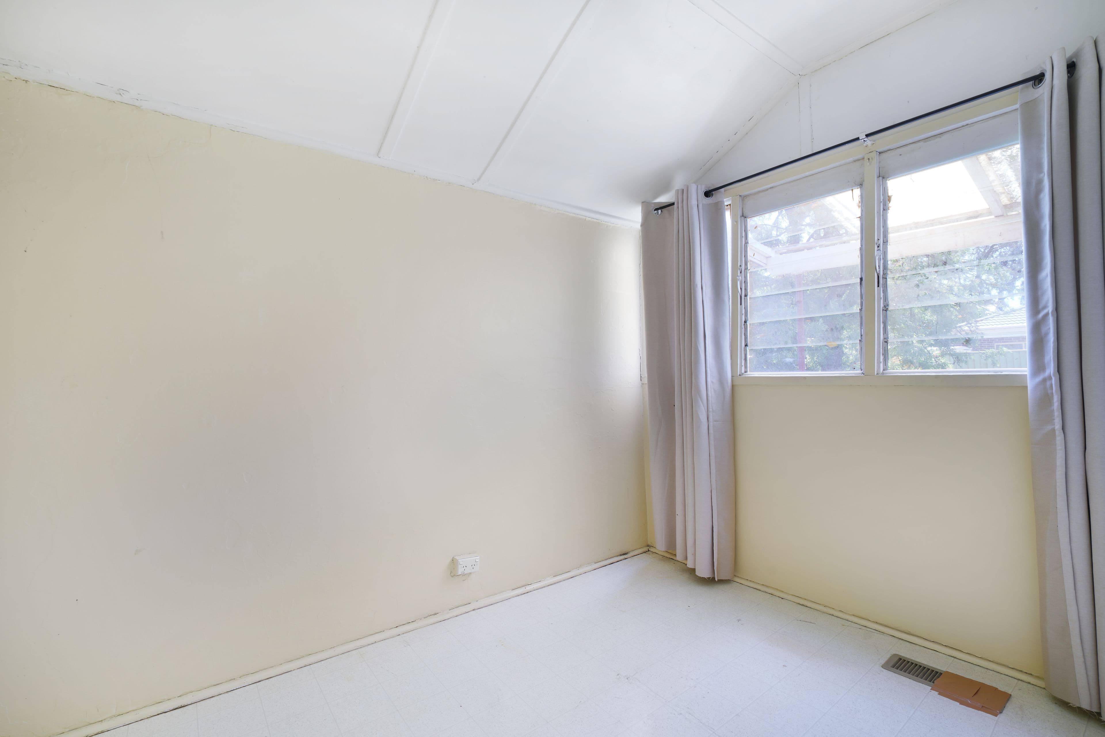 38 Tobruk Avenue, Heidelberg West VIC 3081, Heidelberg West - Thumbnail 8