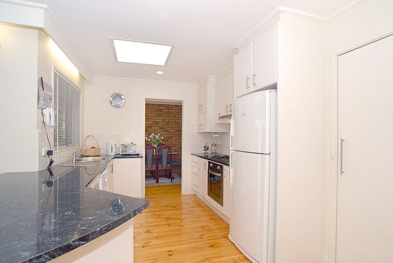 118 Outlook Drive, DANDENONG NORTH VIC 3175, Dandenong North - Thumbnail 2