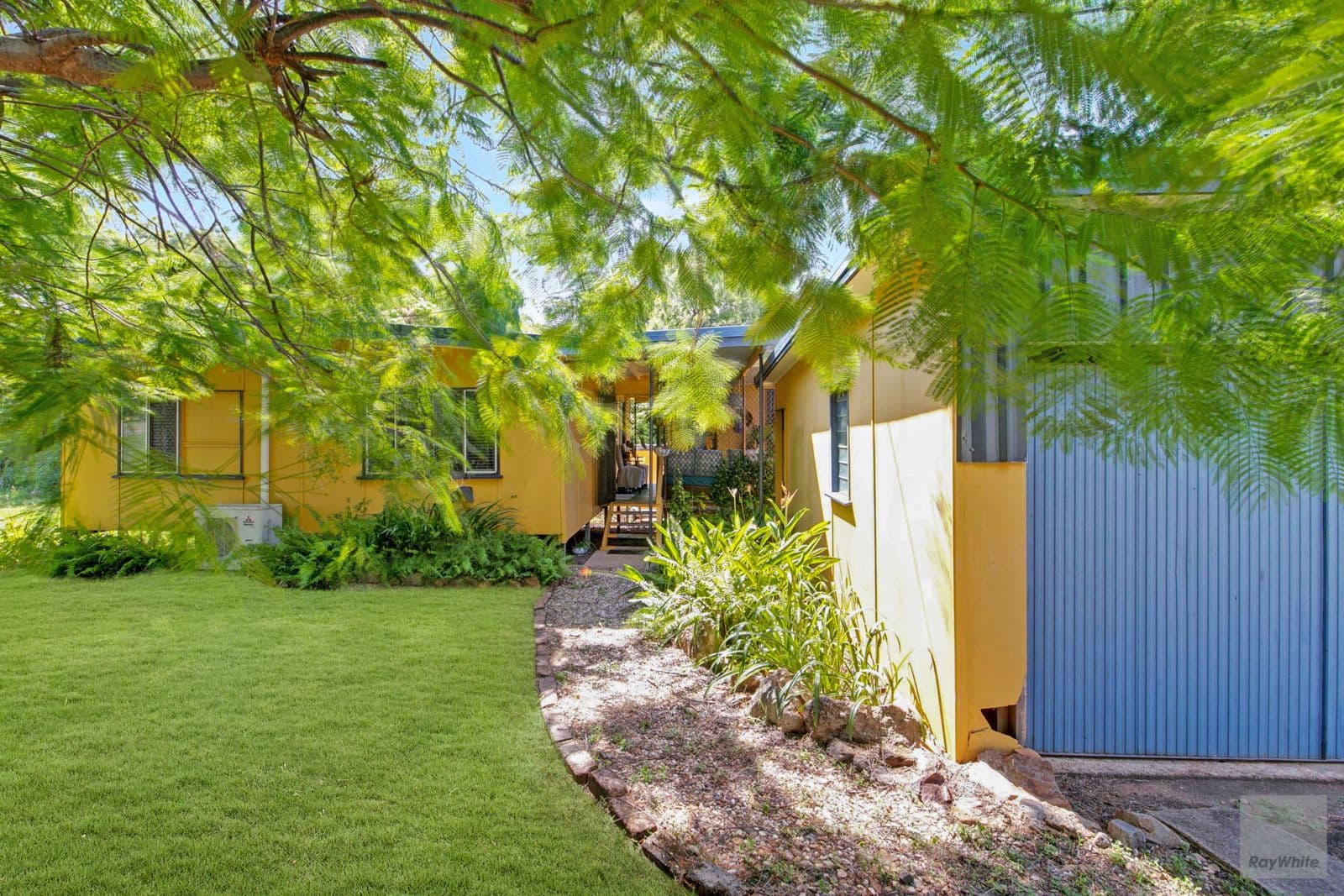 29 Clayton Road, Lammermoor QLD 4703, Lammermoor - Thumbnail 2
