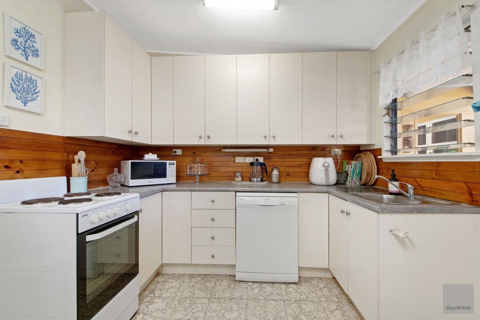 29 Clayton Road, Lammermoor QLD 4703, Lammermoor - Thumbnail 6