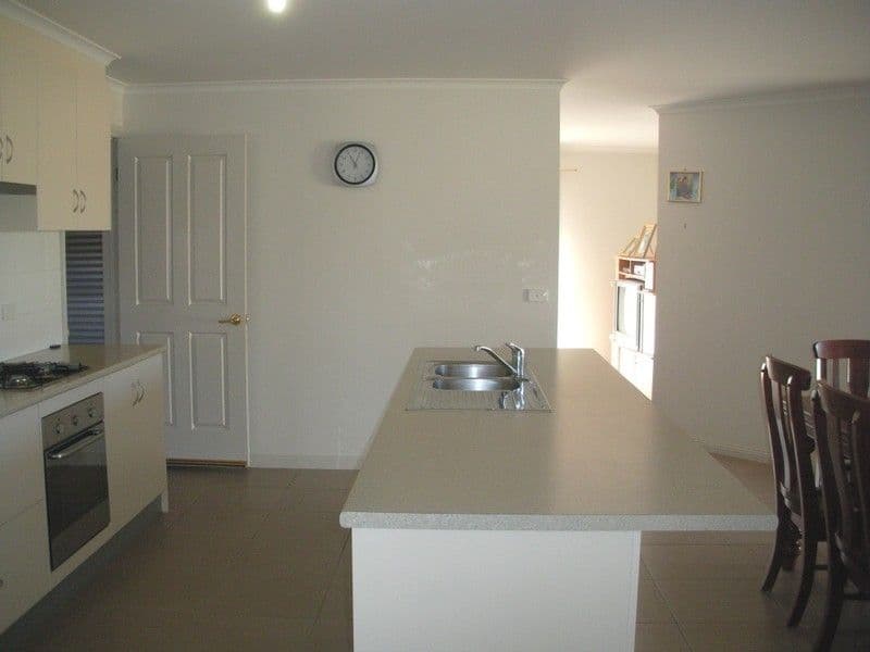 15 Lisa Court, MILDURA VIC 3500, Mildura - Thumbnail 6