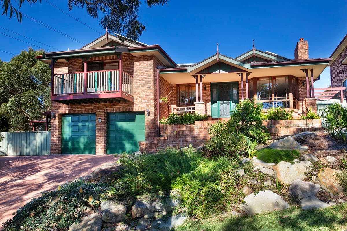 17 Thomas Mitchell Drive, Barden Ridge - Image 1