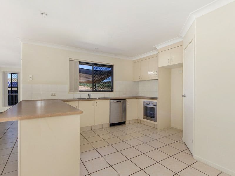 22 Gerard Street, Pacific Pines QLD 4211, Pacific Pines - Thumbnail 2