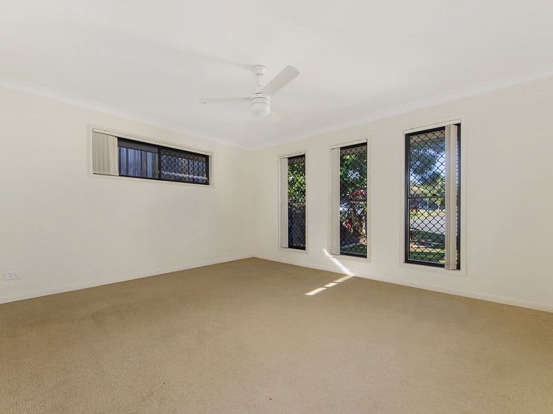 22 Gerard Street, Pacific Pines QLD 4211, Pacific Pines - Thumbnail 8