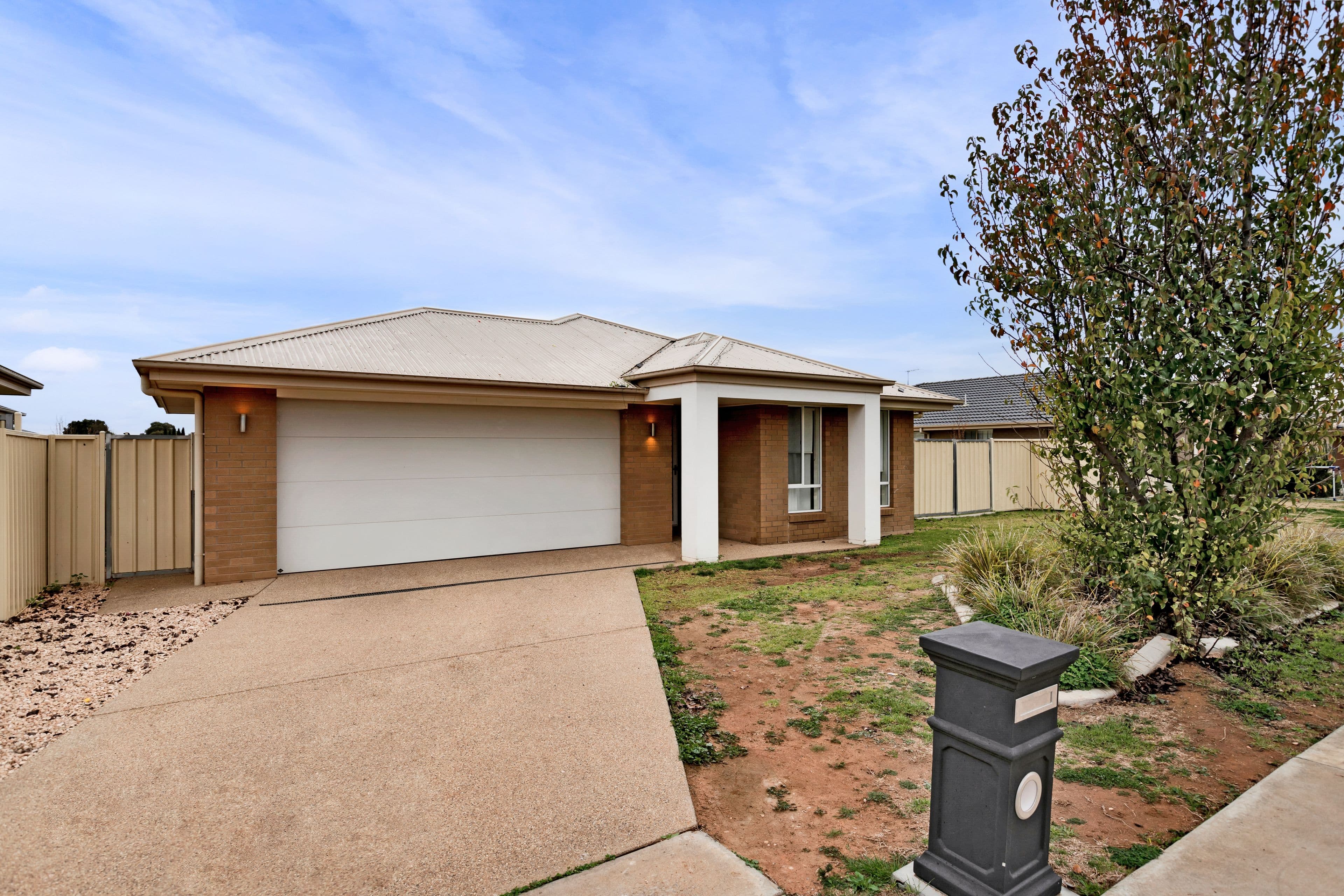 44 Ellswood Crescent, Mildura VIC 3500, Mildura - Thumbnail 2