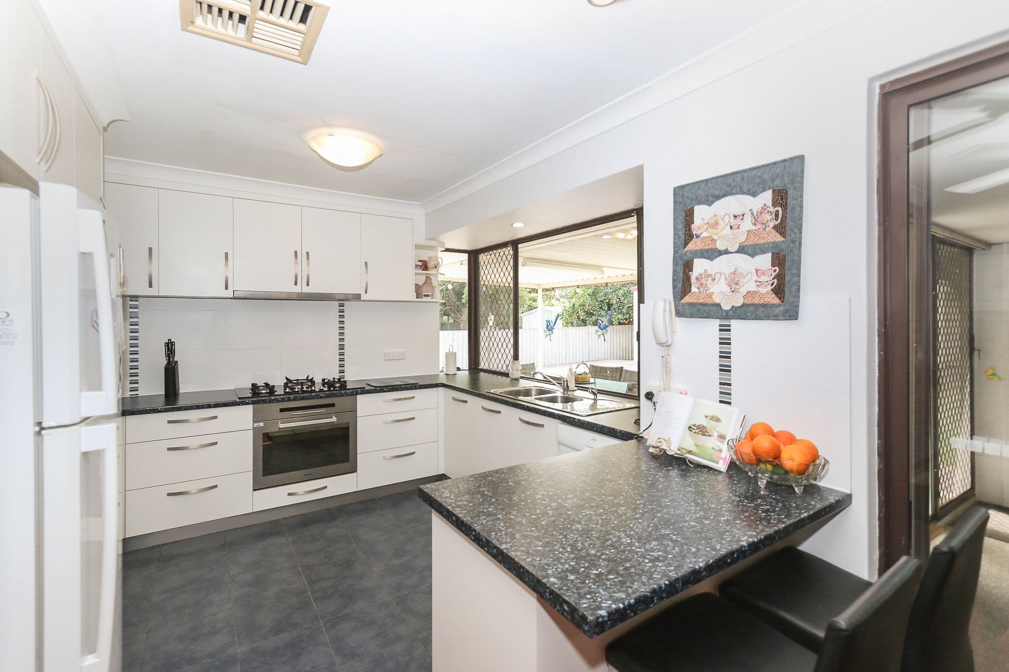 32 Virginia Avenue, Maddington WA 6109, Maddington - Thumbnail 3