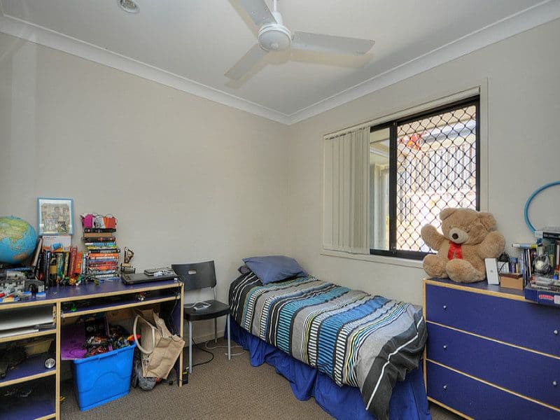 94 McAuley Parade, Pacific Pines QLD 4211, Pacific Pines - Thumbnail 7