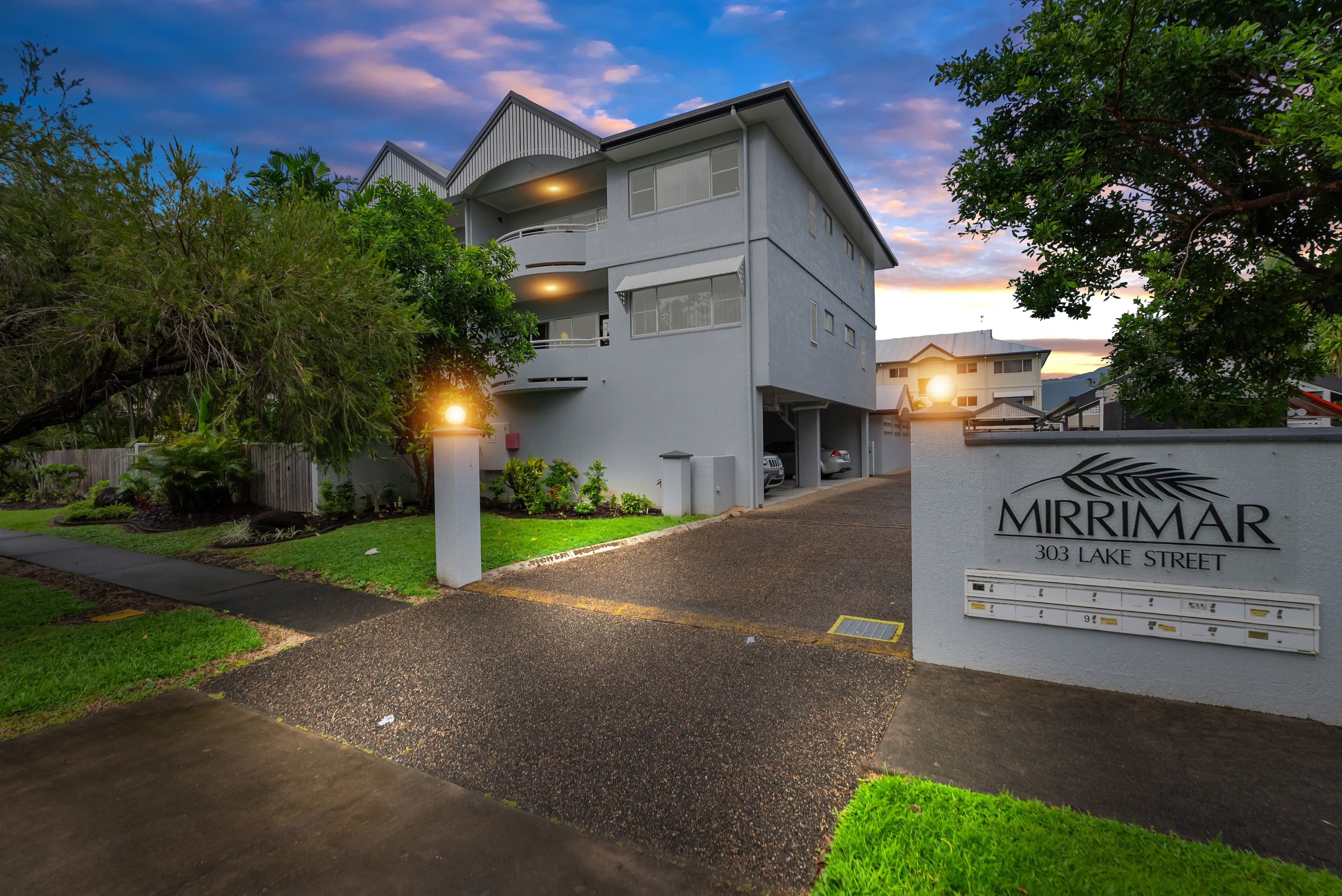 303-305 Lake Street, Cairns North QLD 4870, Cairns North - Image 1