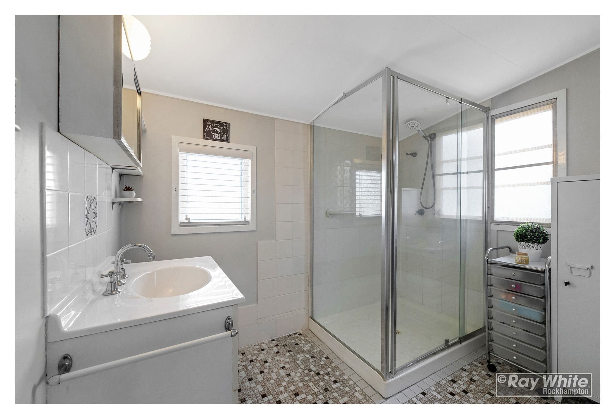 2 Wisteria Lane, Caroline Springs - Thumbnail 4