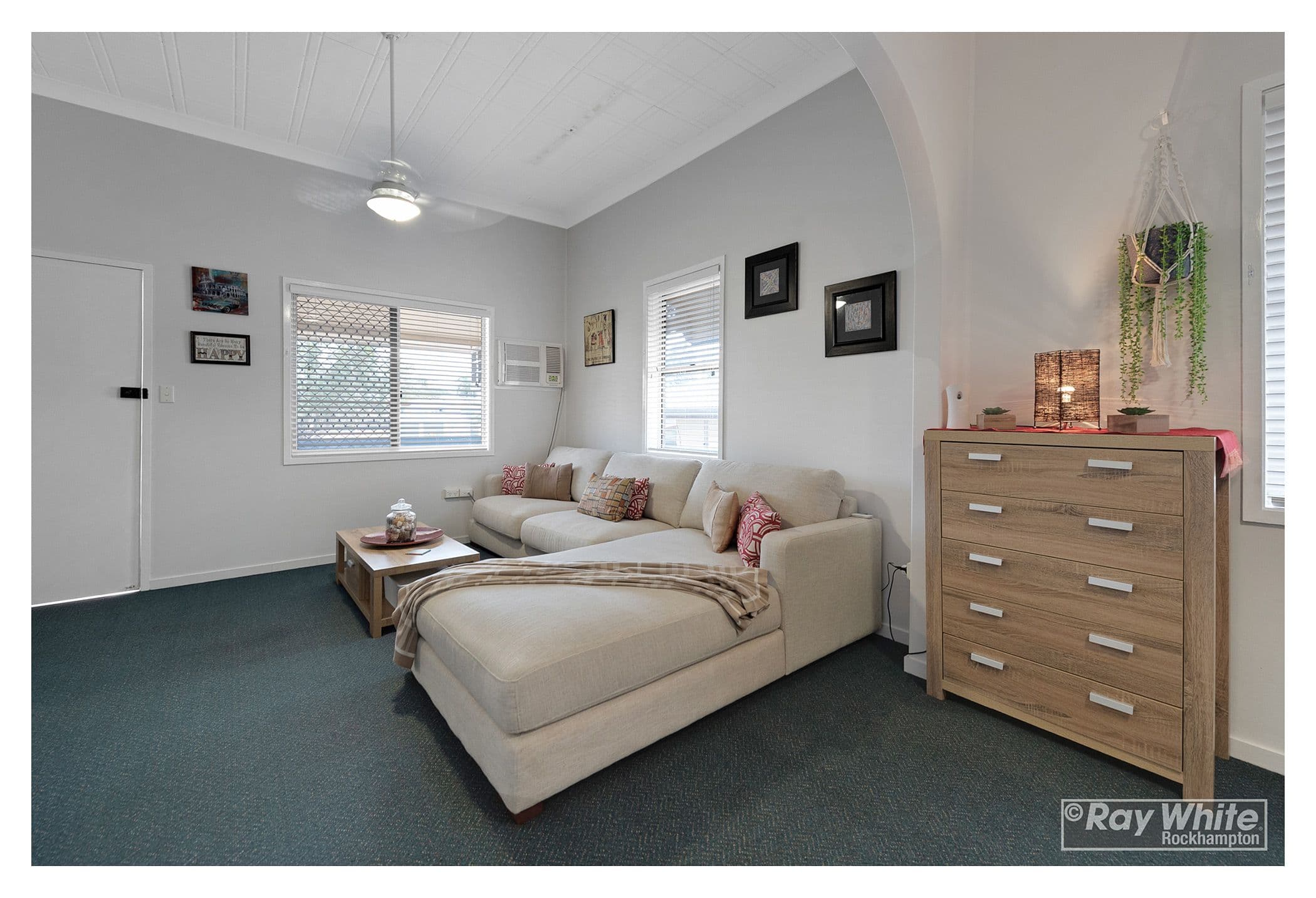 2 Wisteria Lane, Caroline Springs - Thumbnail 7