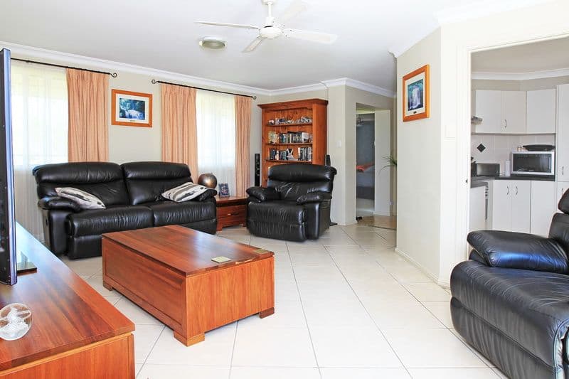 11 Juniper Place, WORRIGEE NSW 2540, Worrigee - Thumbnail 3