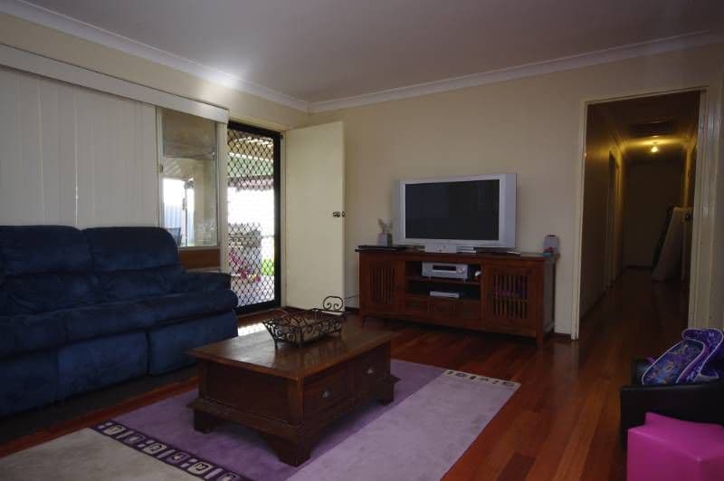 54 Curtis Way, GIRRAWHEEN WA 6064, Girrawheen - Thumbnail 2