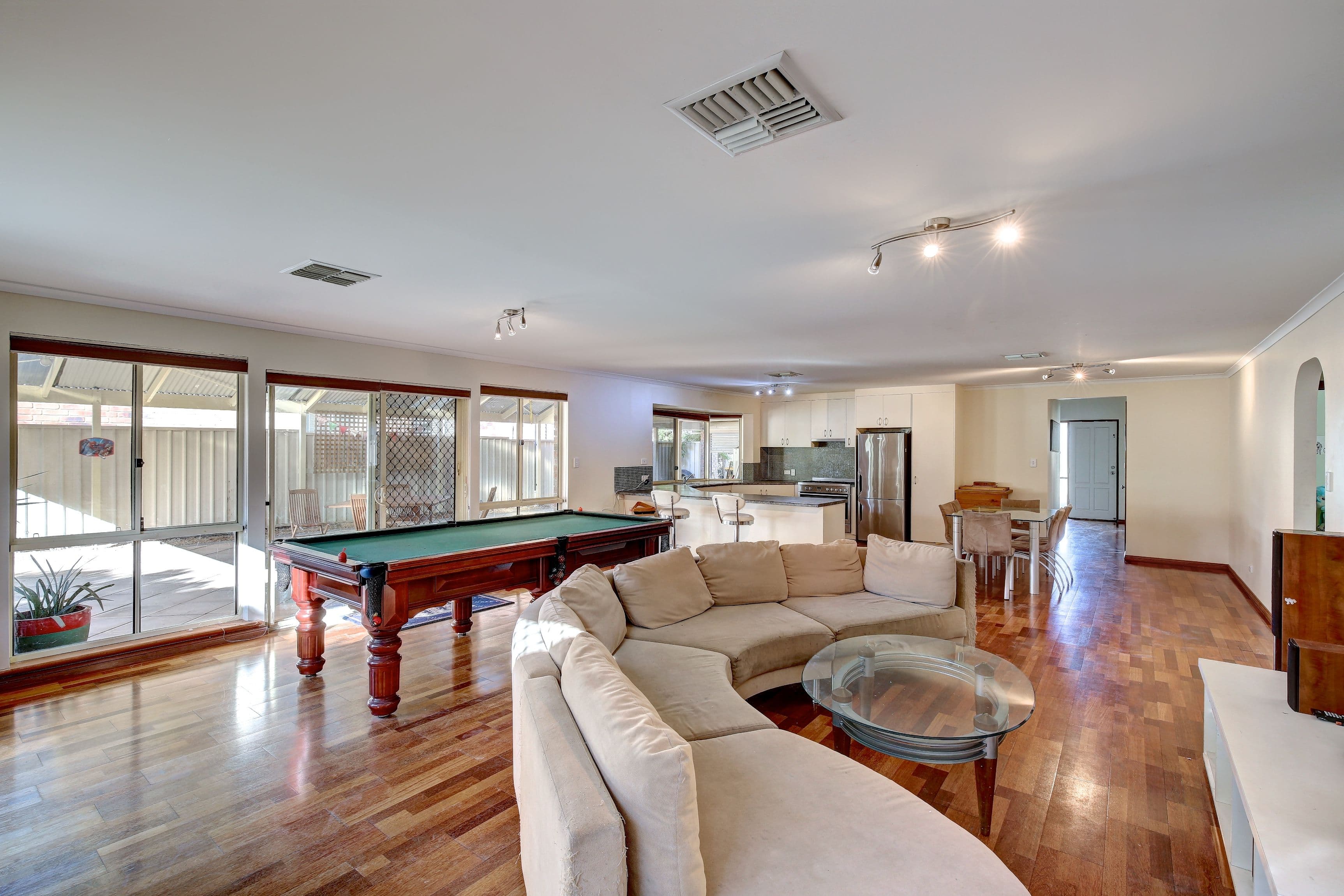8 Barracoota Crescent, Aldinga Beach SA 5173, Aldinga Beach - Thumbnail 5