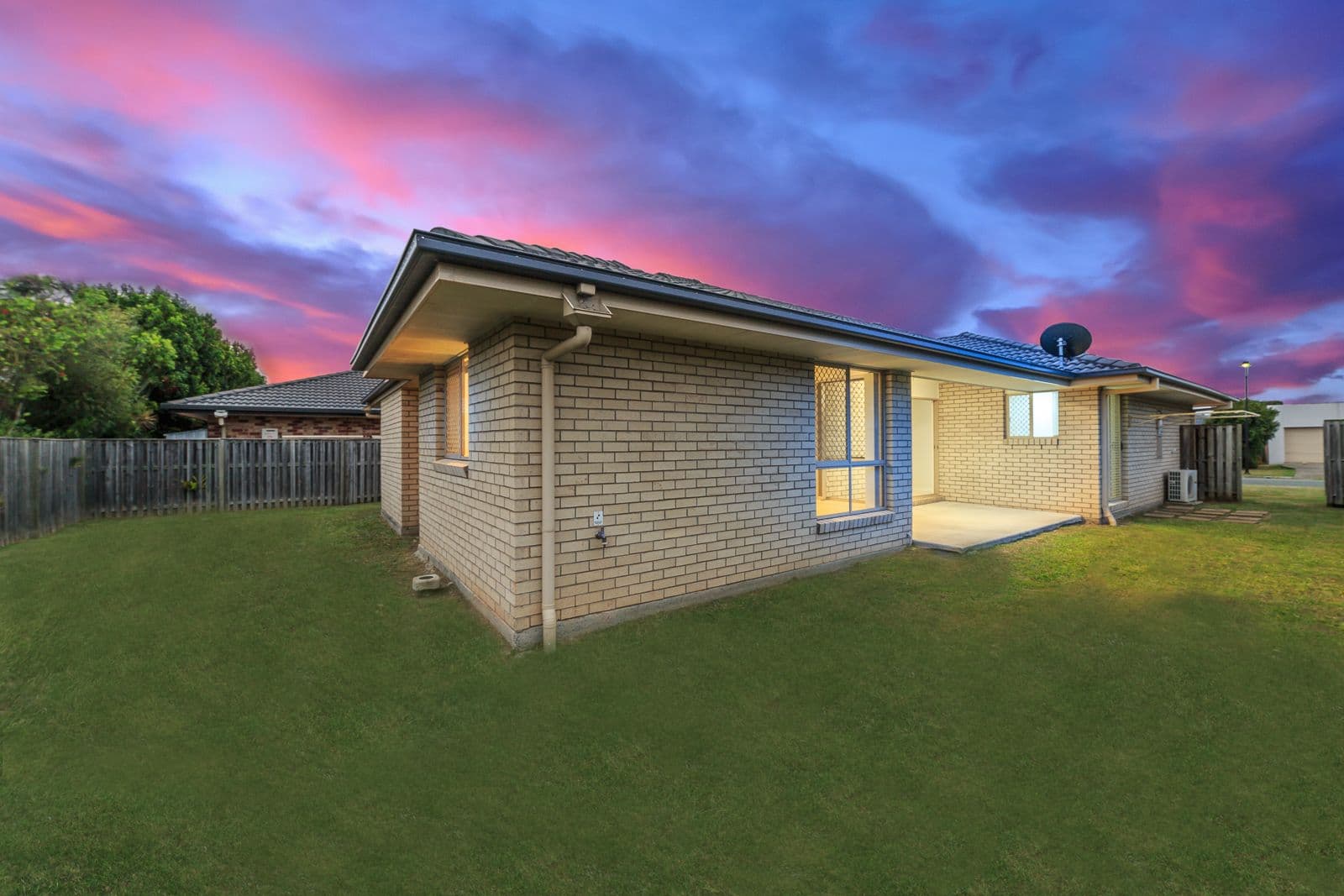5 Kingair Road, Upper Coomera QLD 4209, Upper Coomera - Thumbnail 4
