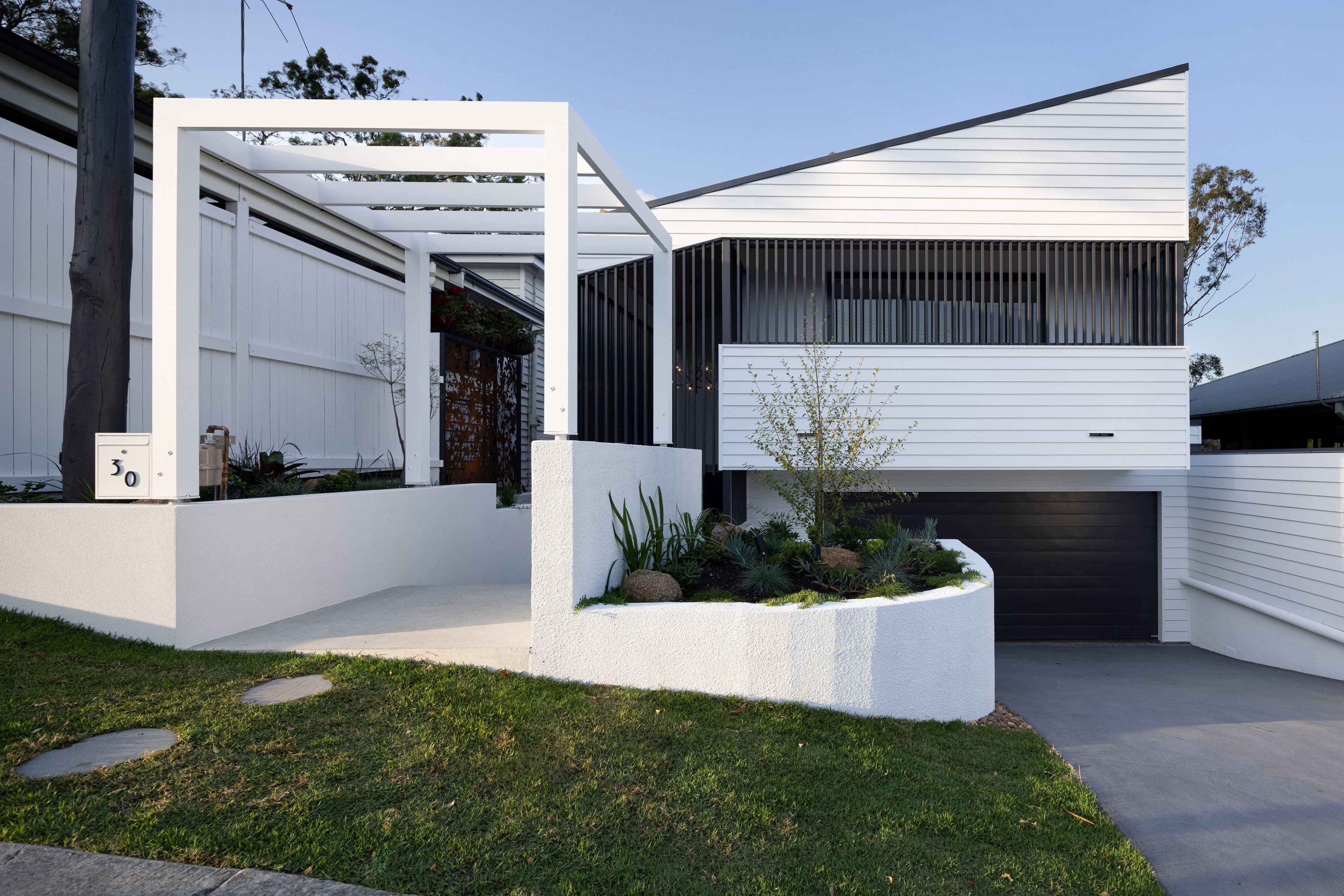 30 Boundary Road, Bardon QLD 4065, Bardon - Thumbnail 2
