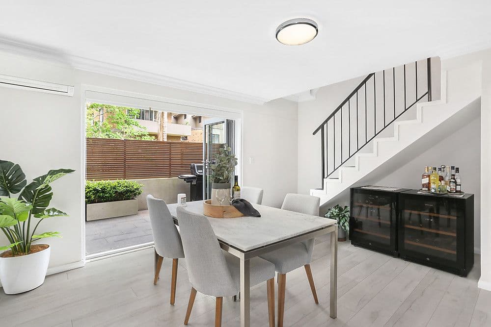 4 Warners Avenue, North Bondi NSW 2026, North Bondi - Thumbnail 2