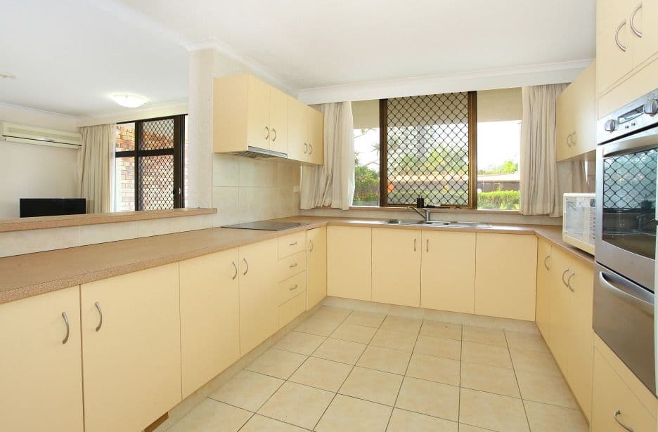 7 'Thornton Towers' 33 Thornton Street, SURFERS PARADISE QLD 4217, Surfers Paradise - Thumbnail 6