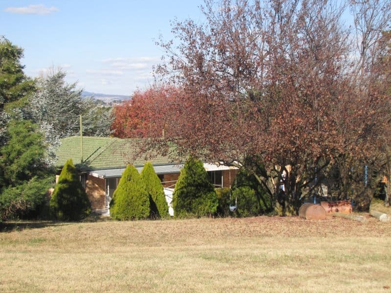 43 Rayburn Drive, BATHURST NSW 2795, Bathurst - Thumbnail 2