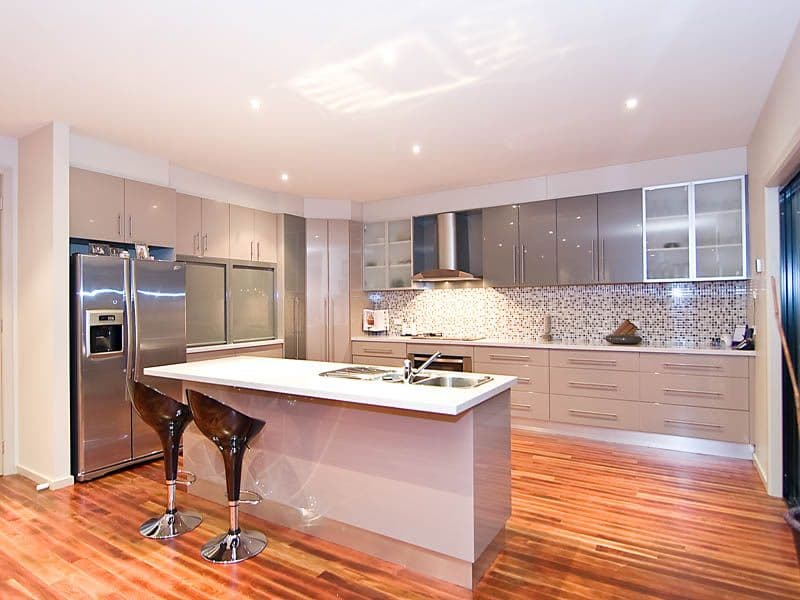 4 Jolly Lane, MICKLEHAM VIC 3064, Mickleham - Thumbnail 2