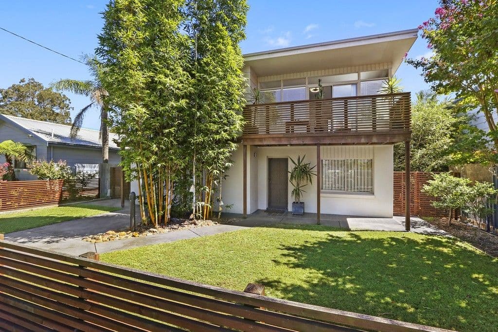 11 Windsor Road, Berkeley Vale NSW 2261, Berkeley Vale - Image 1