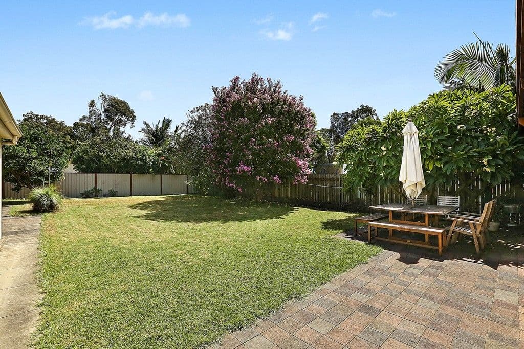 11 Windsor Road, Berkeley Vale NSW 2261, Berkeley Vale - Thumbnail 8