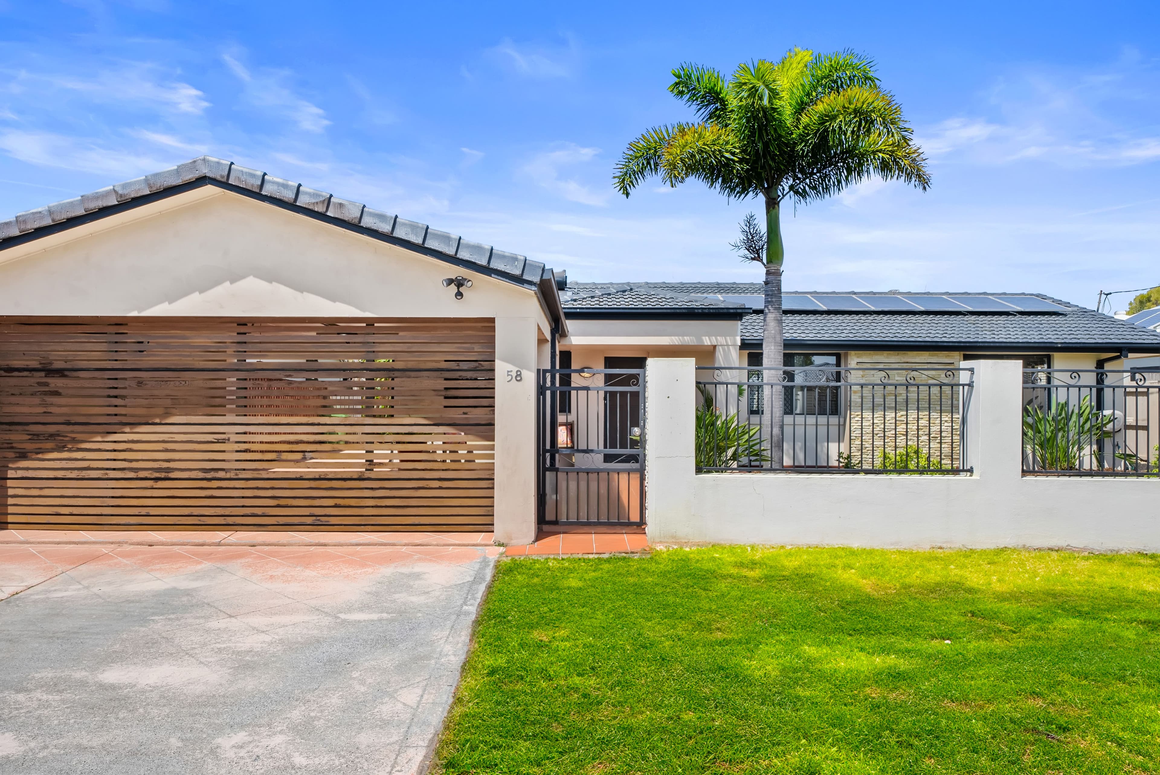 58 Twenty Seventh Avenue, Palm Beach QLD 4221, Palm Beach - Thumbnail 2