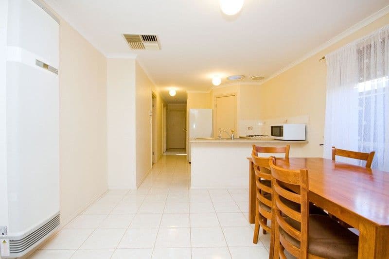 93 Liberator Drive, PARALOWIE SA 5108, Paralowie - Thumbnail 4