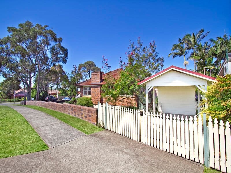 42 Bindea Street, COMO NSW 2226, Como - Thumbnail 4