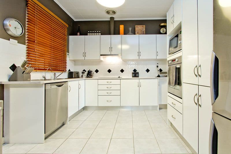 13 Collingwood Avenue, Flinders Park SA 5025, Flinders Park - Thumbnail 4