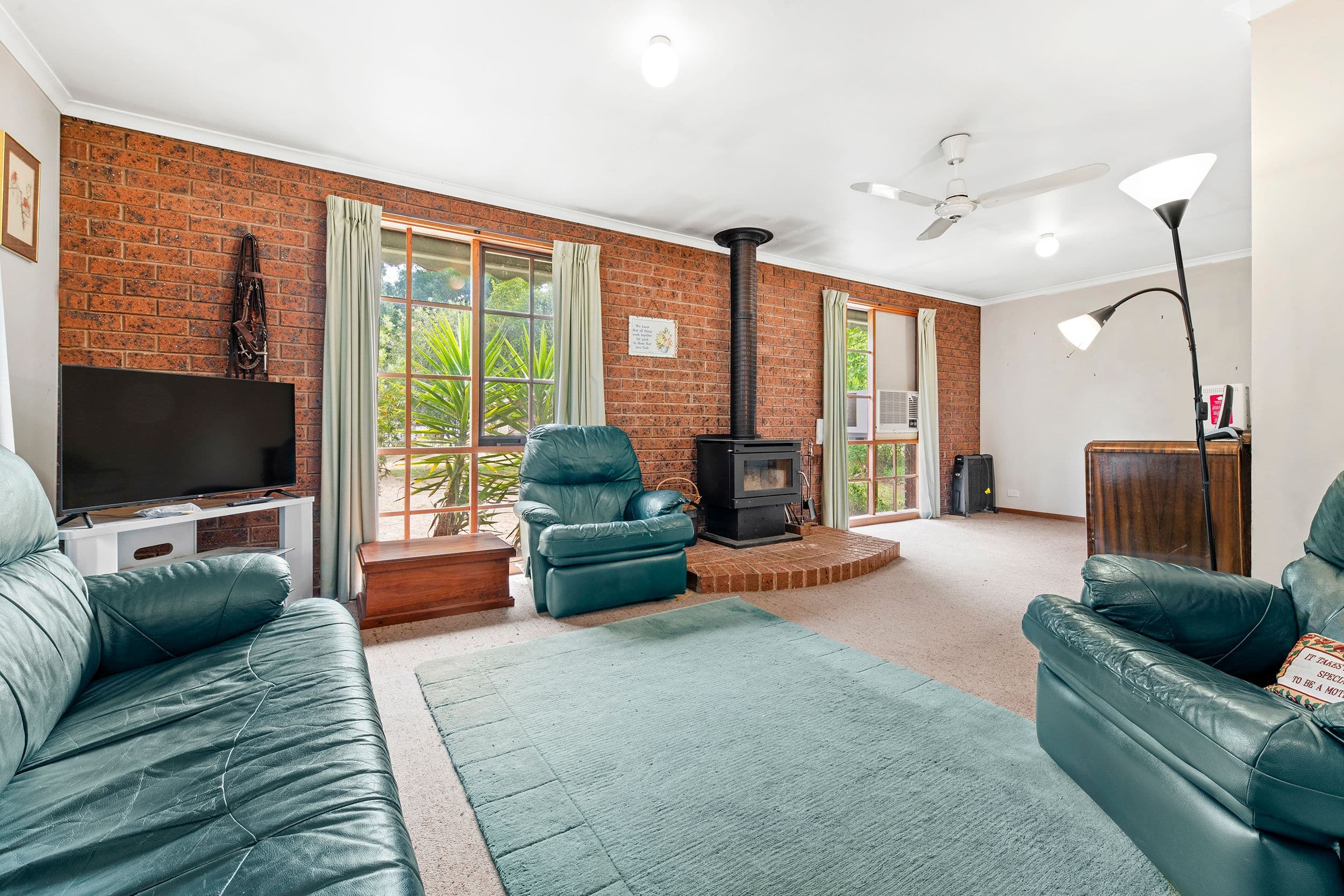 94 Wright Street, Heathcote VIC 3523, Heathcote - Thumbnail 2