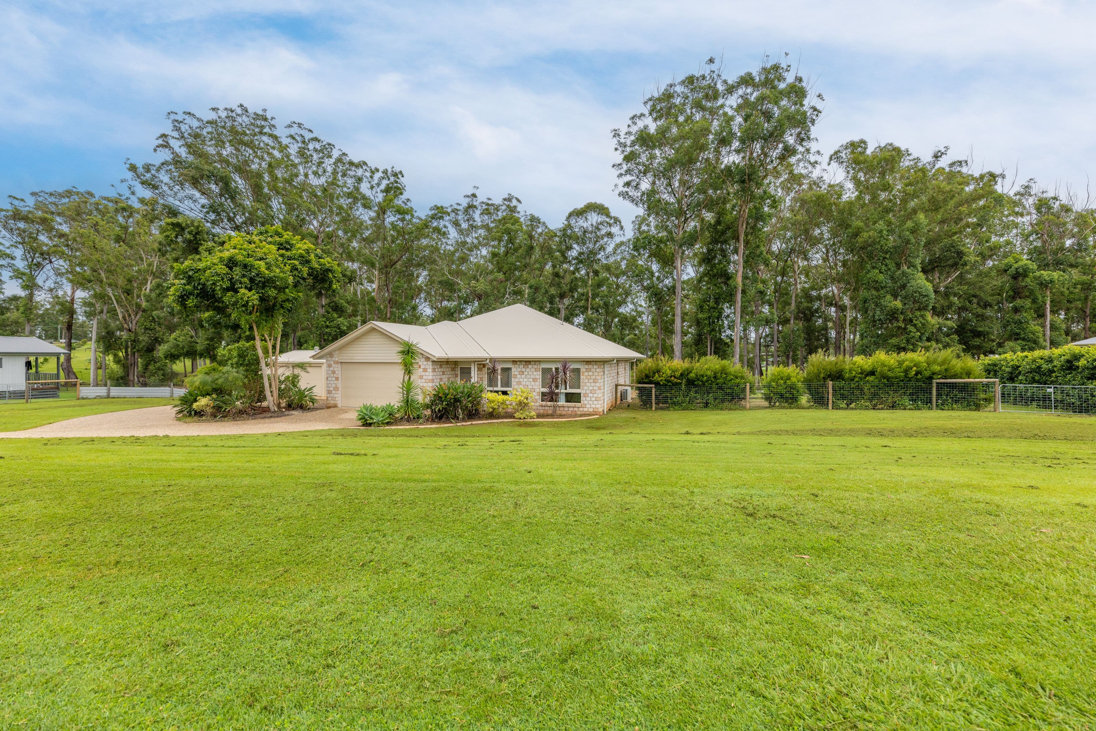 53-57 Gainsborough Drive, D'aguilar QLD 4514, D'Aguilar - Thumbnail 2