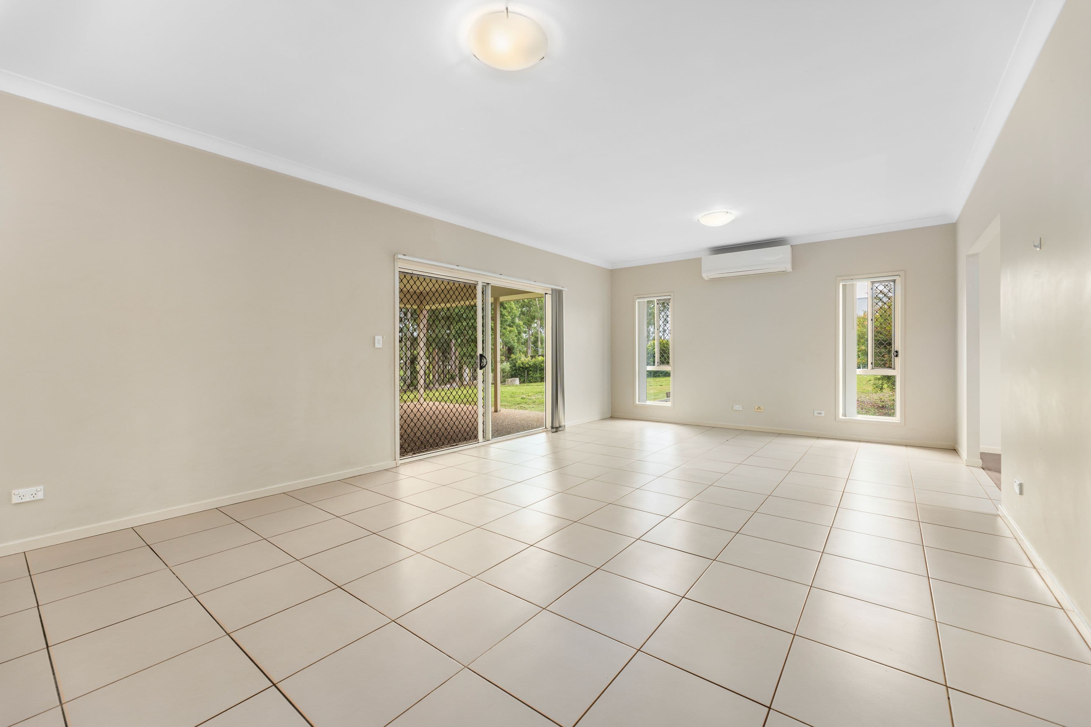 53-57 Gainsborough Drive, D'aguilar QLD 4514, D'Aguilar - Thumbnail 4