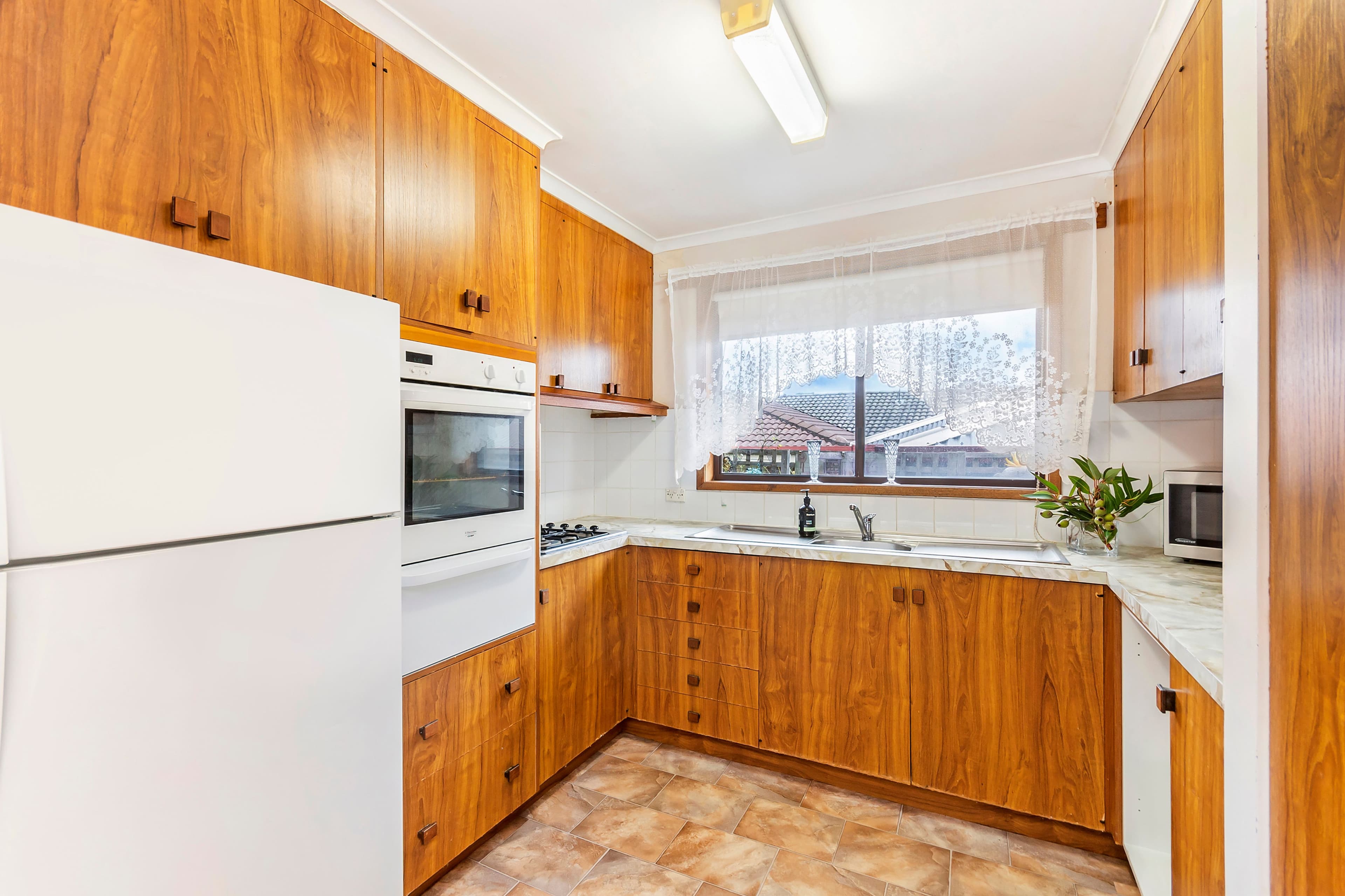 18 Loyola Avenue, Warrnambool VIC 3280, Warrnambool - Thumbnail 4
