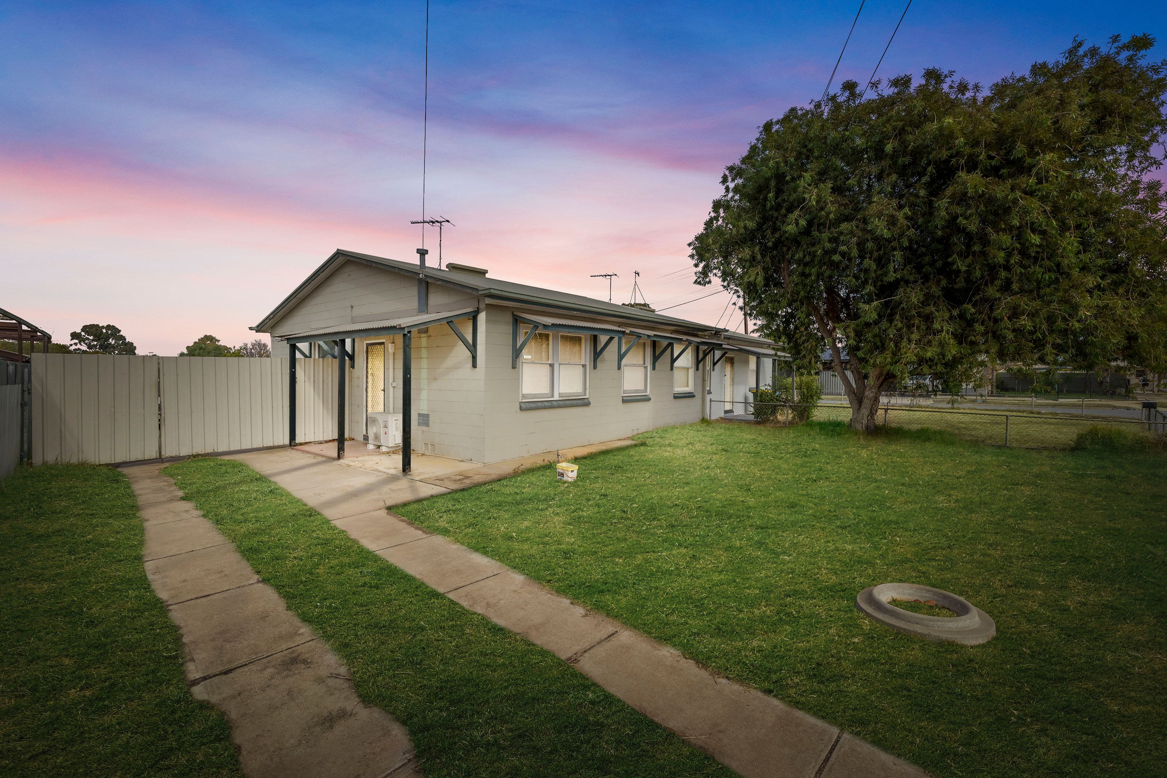 38 & 40 Yongala Street, Taperoo SA 5017, Taperoo - Thumbnail 2