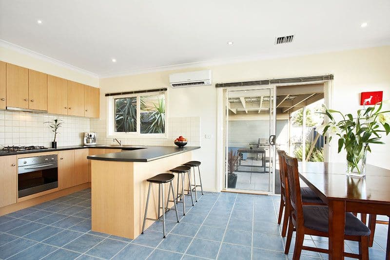 1 Grassland Avenue, COBURG VIC 3058, Coburg - Thumbnail 2
