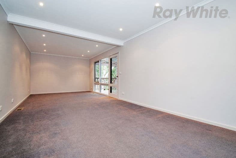 53 COUNTRY CLUB Drive, CHIRNSIDE PARK VIC 3116, Chirnside Park - Thumbnail 5