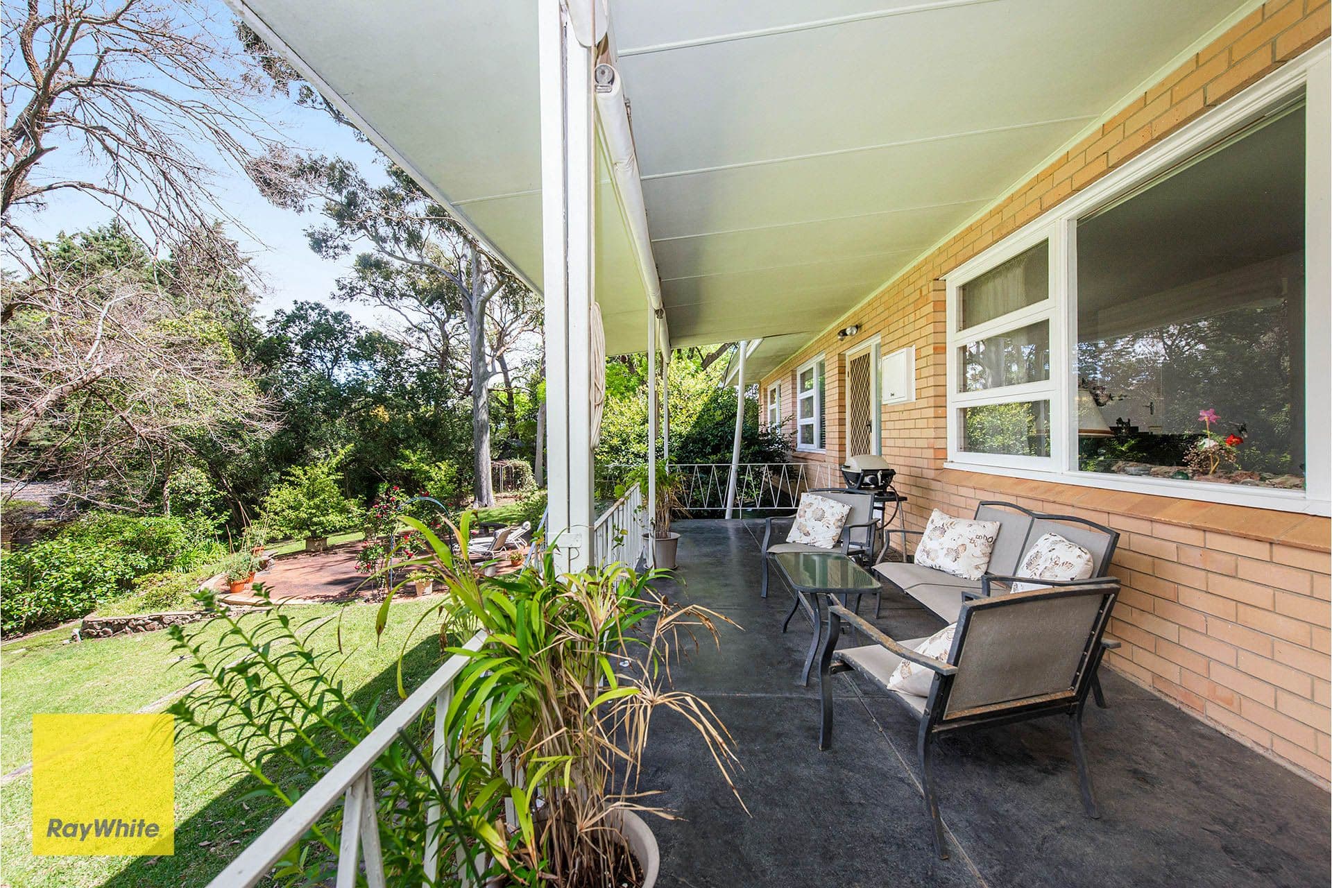 17 Faye Crescent, Gooseberry Hill WA 6076, Gooseberry Hill - Thumbnail 4
