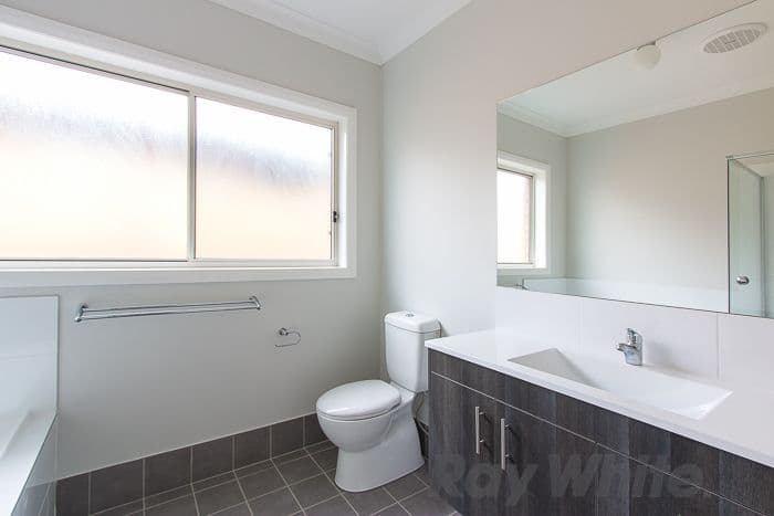 29 Gazelle Crescent, Fletcher - Thumbnail 2