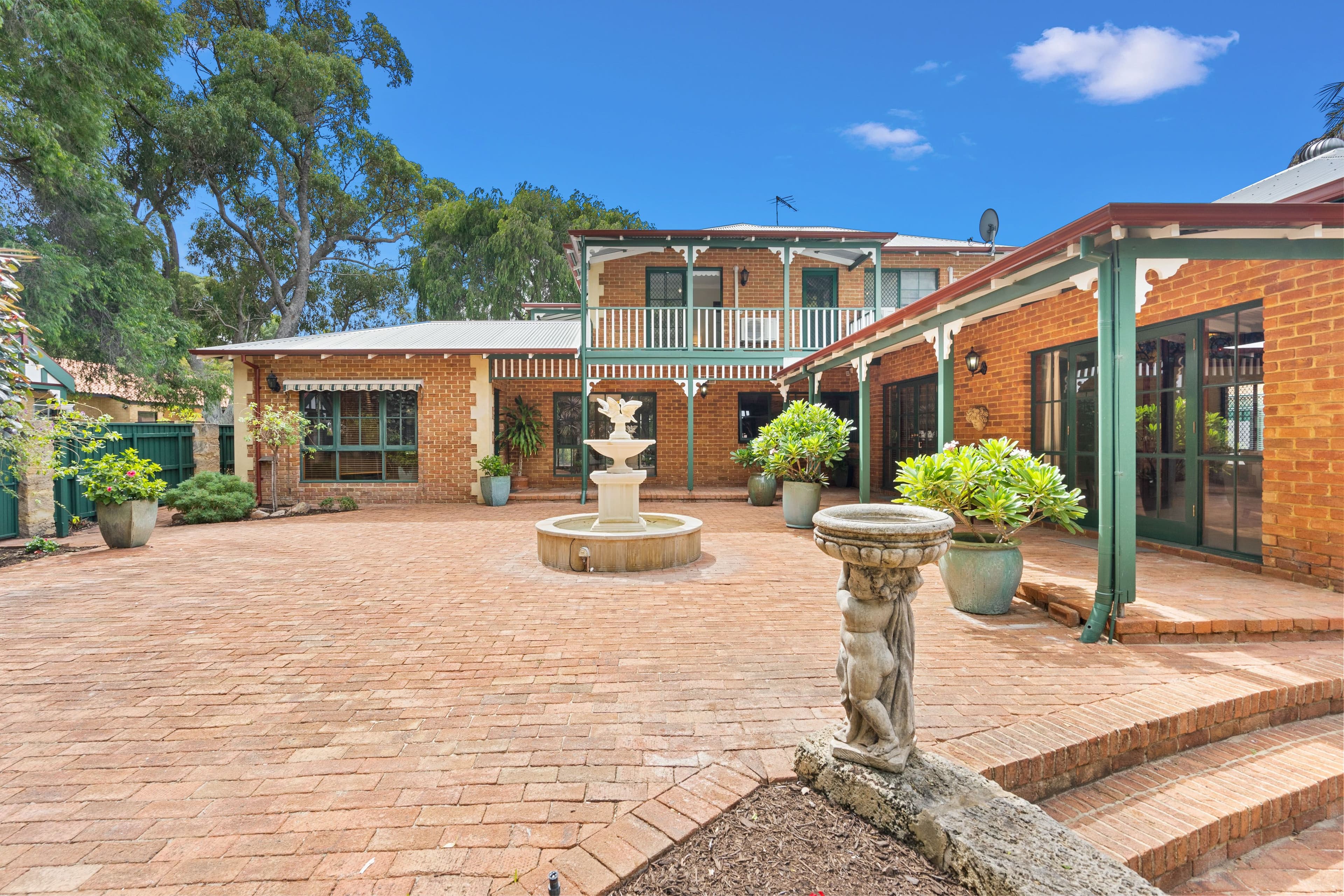 11 Pittwater Close, Kallaroo WA 6025, Kallaroo - Thumbnail 3