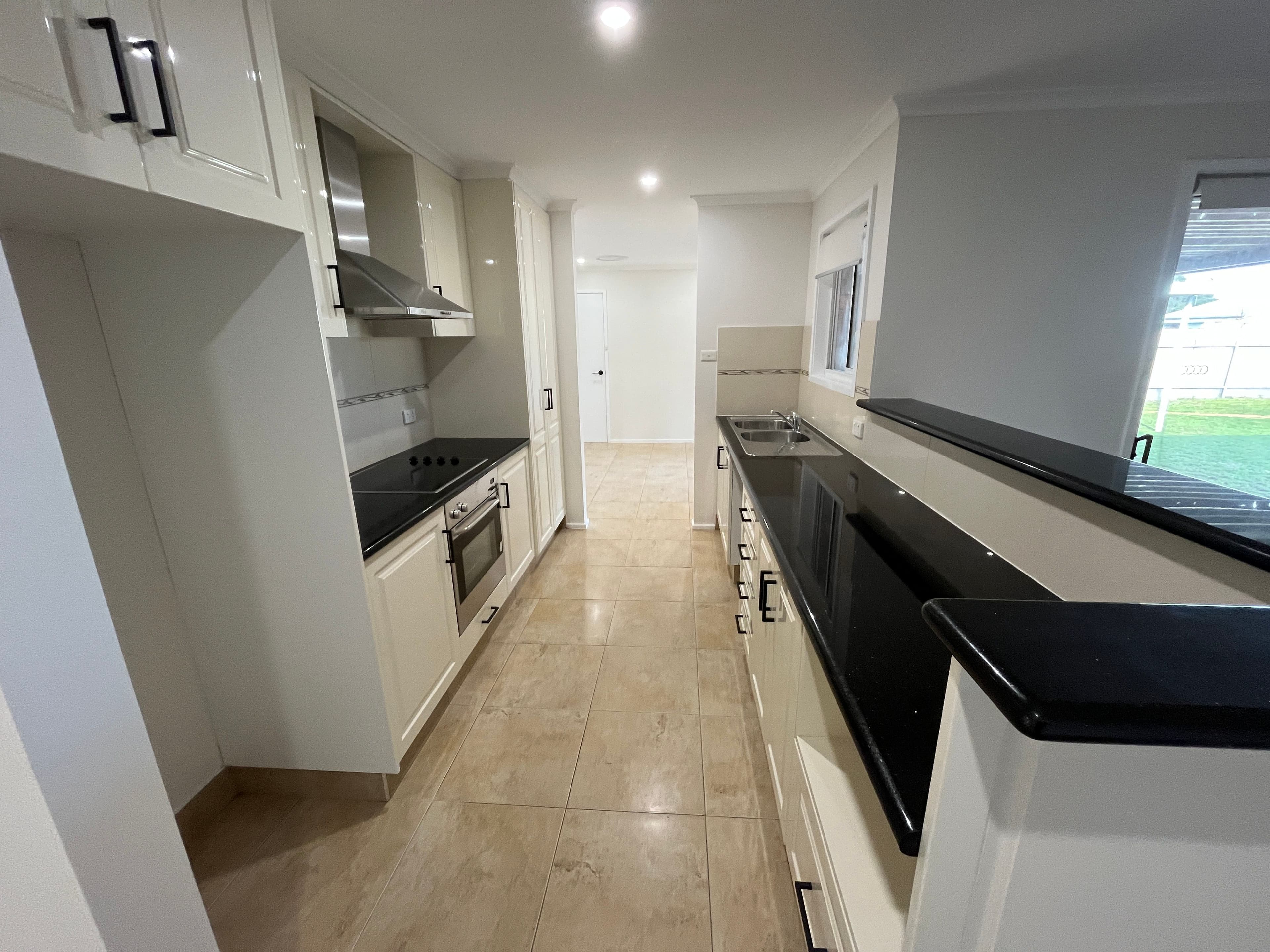5 Rhoda Place, Yoogali NSW 2680, Yoogali - Thumbnail 6