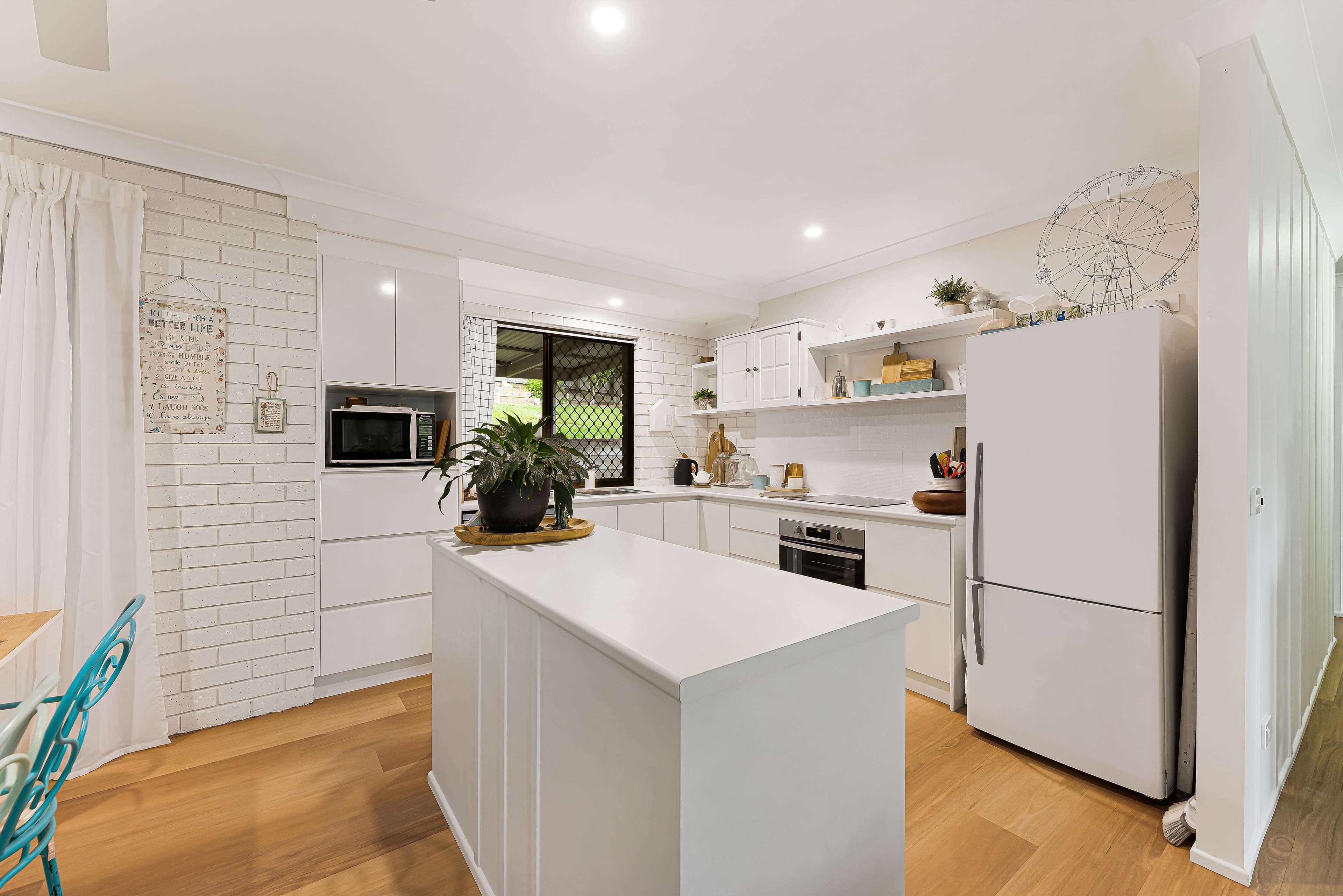 4 Shearwater Court, Aroona QLD 4551, Aroona - Thumbnail 2