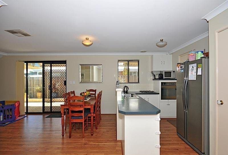 3 Gladman Pass, ELLENBROOK WA 6069, Ellenbrook - Thumbnail 3