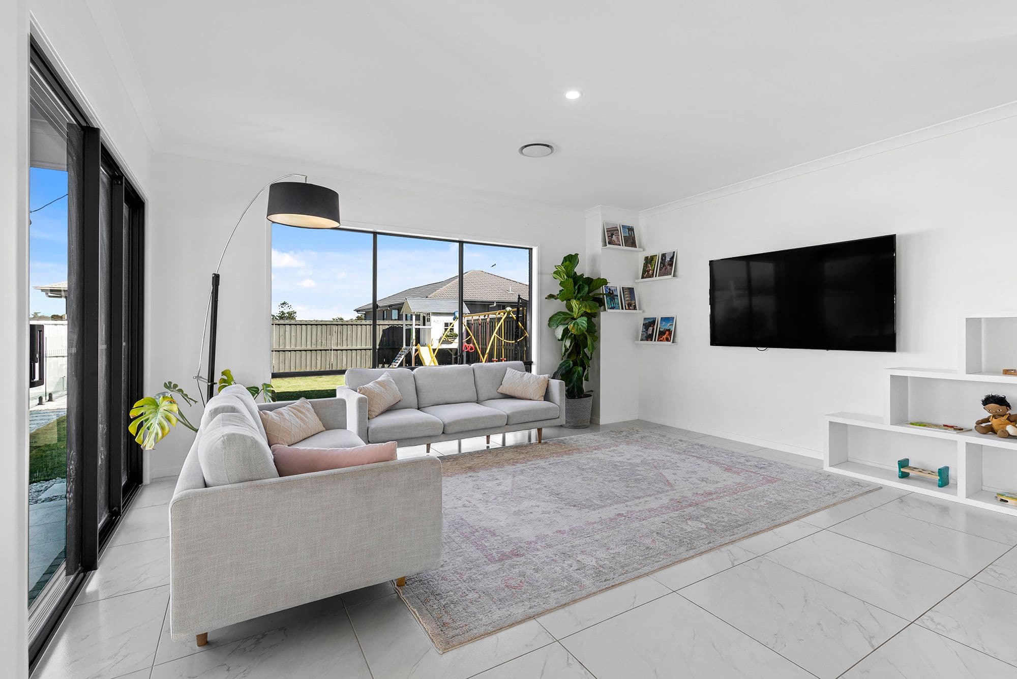 16 Pinnibar Street, Bridgeman Downs QLD 4035, Bridgeman Downs - Thumbnail 6