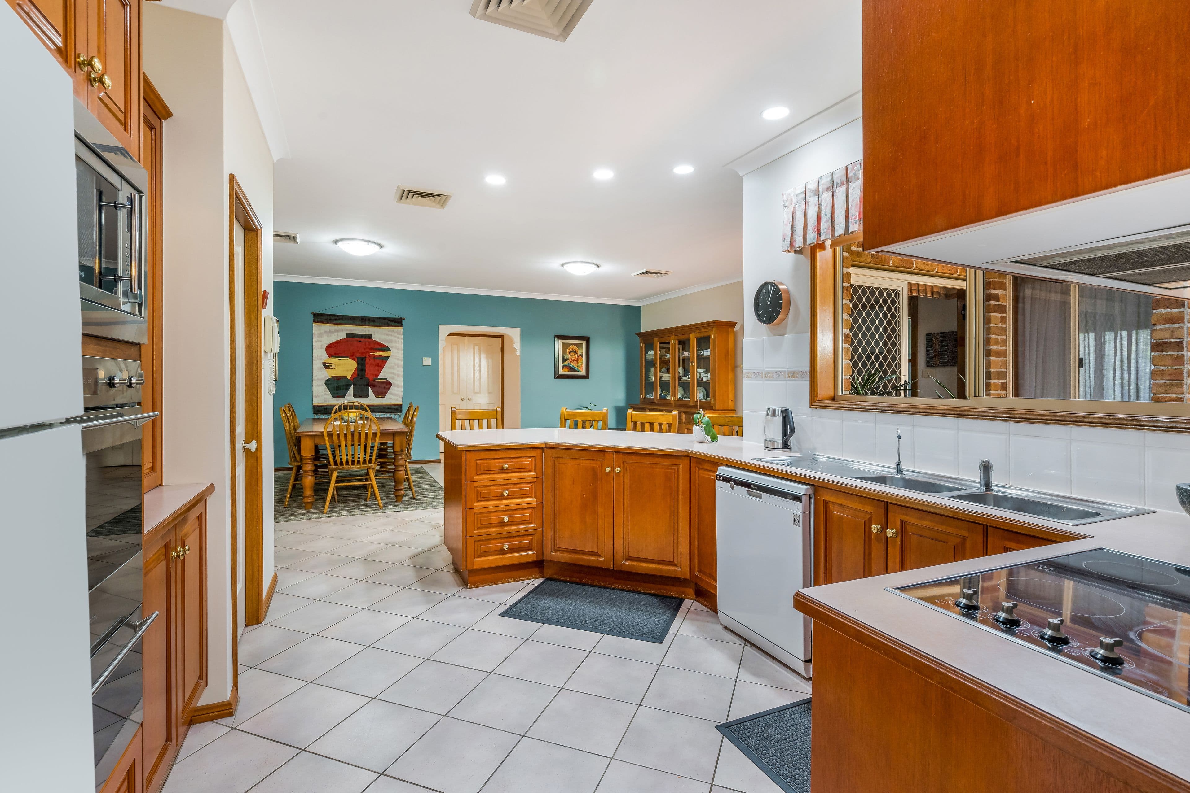 104 Edinburgh Circuit, Cecil Hills NSW 2171, Cecil Hills - Thumbnail 8