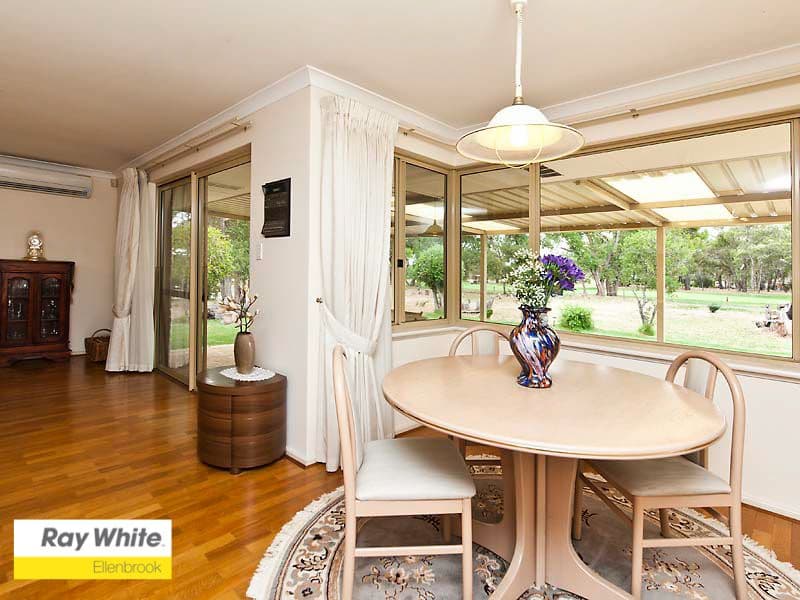 99 Ellen Brook Drive, The Vines WA 6069, The Vines - Thumbnail 4