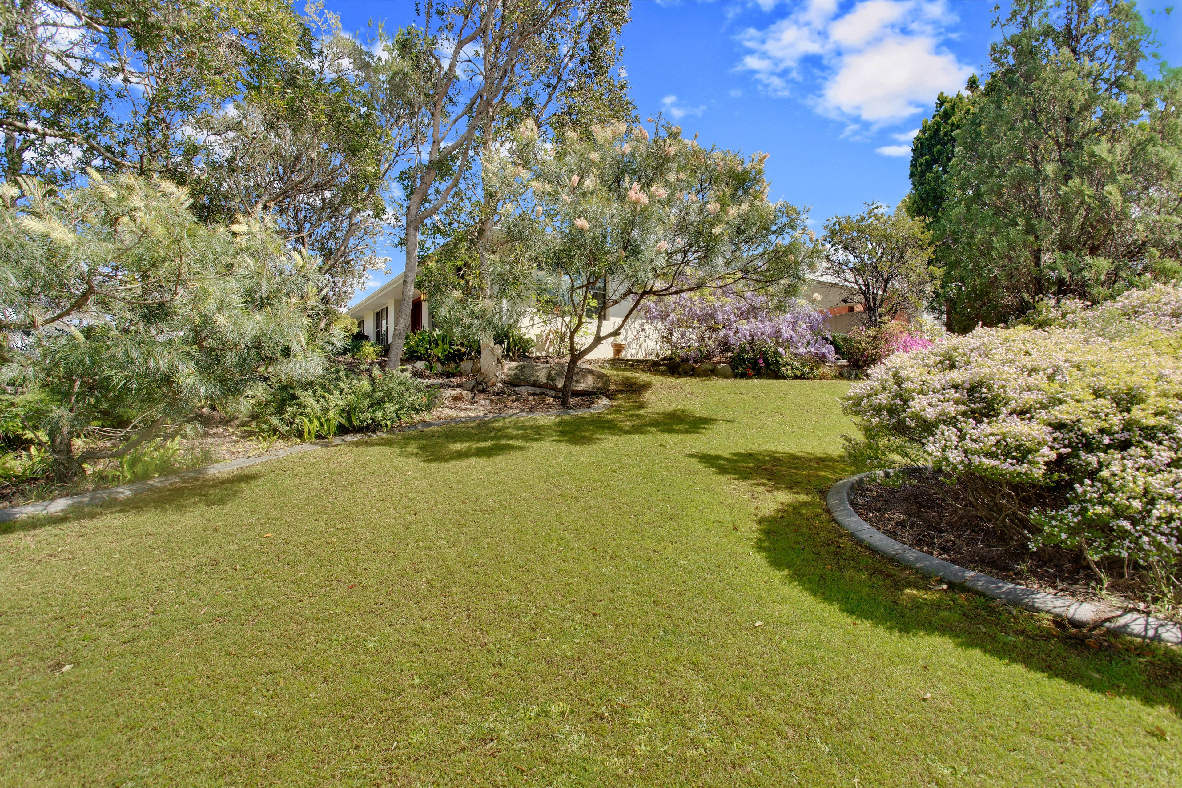 25 Rathowen Parade, Killarney Heights - Thumbnail 4